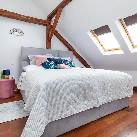 Beautiful And Romantic Penthouse With Two Terraces Bratislava