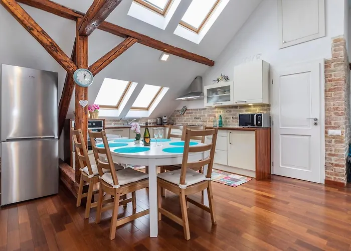 Beautiful And Romantic Penthouse With Two Terraces