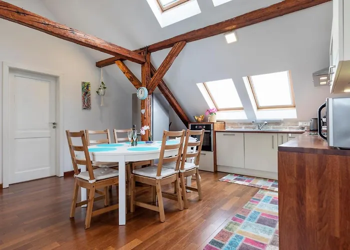 Beautiful And Romantic Penthouse With Two Terraces Apartmán Bratislava