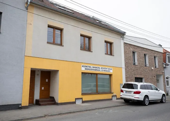 Beautiful And Romantic Penthouse With Two Terraces Apartmán Bratislava