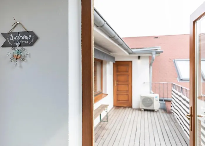 Apartmán Beautiful And Romantic Penthouse With Two Terraces *