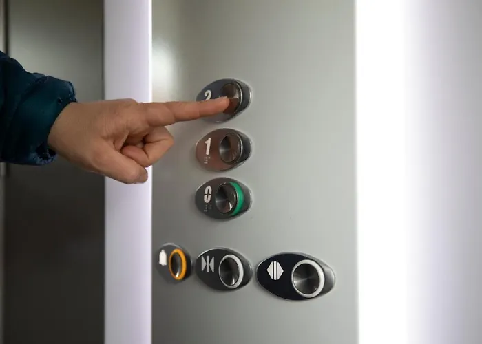 Beautiful And Romantic Penthouse With Two Terraces