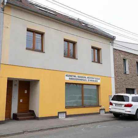 Beautiful And Romantic Penthouse With Two Terraces Appartement Bratislava