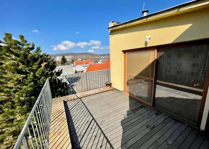 Appartement Beautiful And Romantic Penthouse With Two Terraces Bratislava