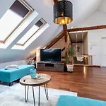 Apartmán Beautiful And Romantic Penthouse With Two Terraces Bratislava