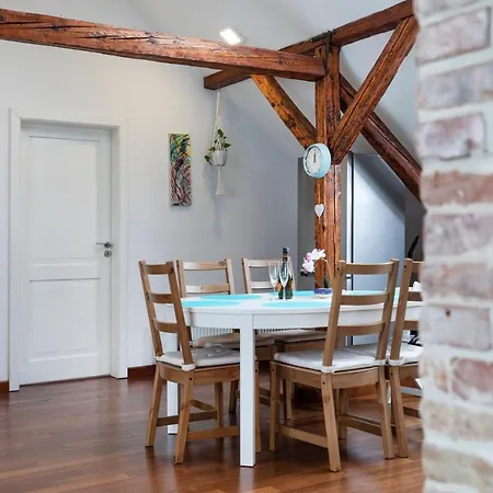 Apartmán Beautiful And Romantic Penthouse With Two Terraces Bratislava